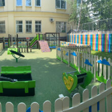 Детская площадка на территории Медцентра Росимущества на Каланчевской улице