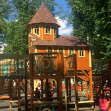 Детский игровой комплекс в Парке культуры и отдыха г.Павловский Посад